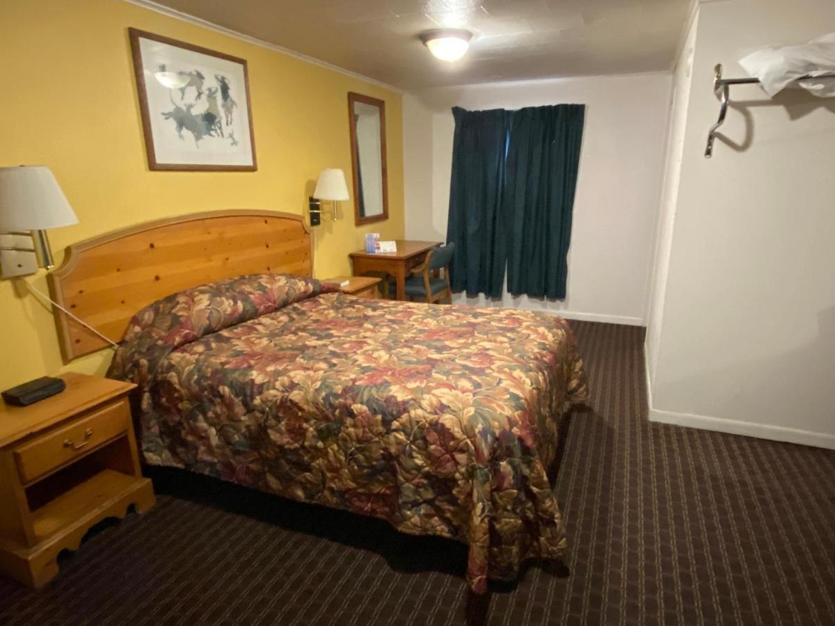 Ranger Motel Cheyenne Exterior photo